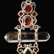 pendant_garnet_quartzpoint